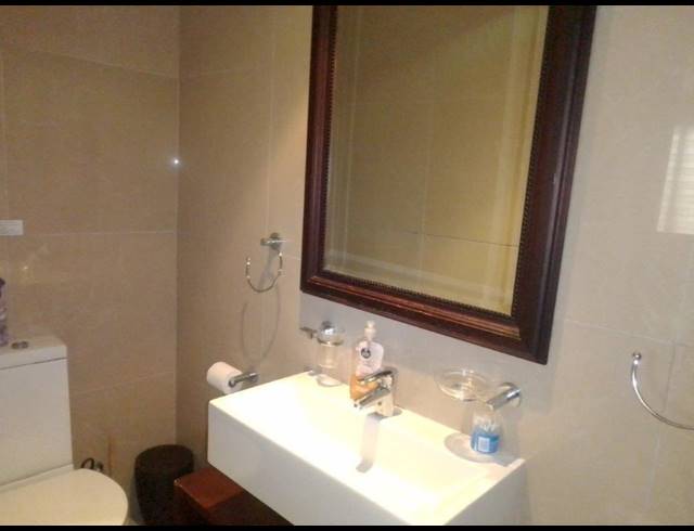 1 BEDROOM APARTMENT TO LET IN POINT WATERFRONT